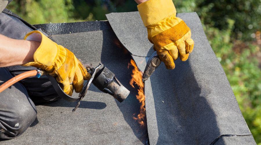 Professional residential roofers in Lincoln Park, MI